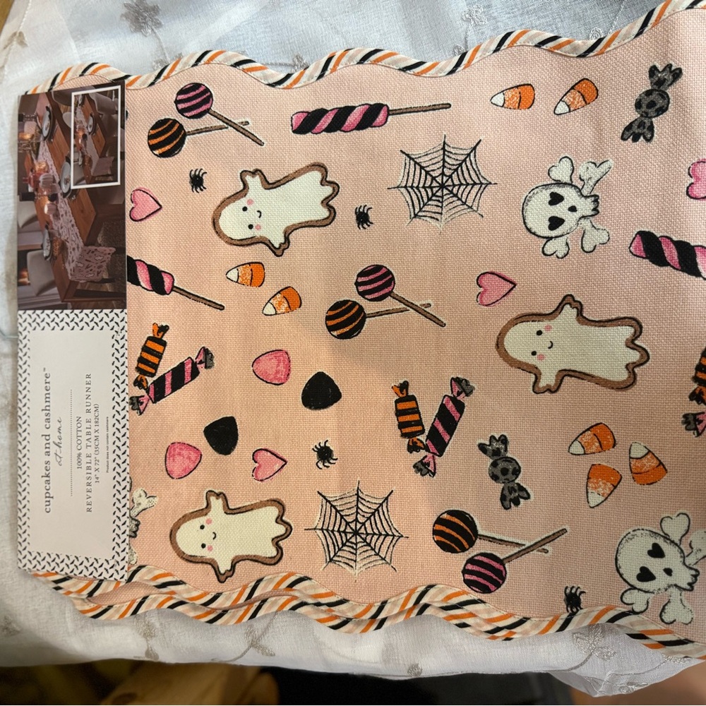 Cupcakes & cashmere candy ghost table runner NEW NWT REVERSIBLE